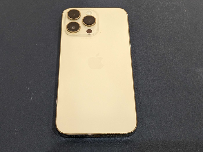 豊川市】iPhone14ProMaxのアウトカメラ修理・交換🌟【映らない